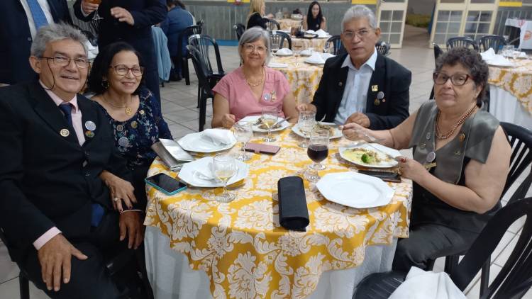 Lions Clube de Três Lagoas celebra 70 anos, recebe mimo dos afilhados, Monção da Câmara de Vereadores e reconhecimento do Governador do Distrito LC 8