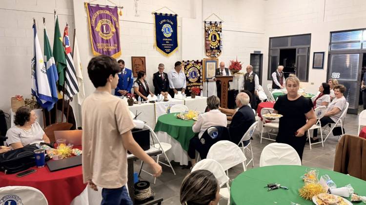 Lions Clube de Três Lagoas marca presença na festiva de visita oficial do Governador do Distrito LC  08 no Andradina Sul
