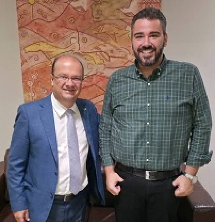 Sessão Solene concede Título de Cidadão Três-Lagoense ao vice-governador
