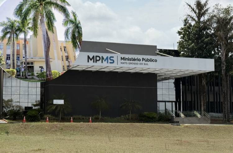 Prefeitura paga dez vezes mais para escritório exercer função de servidor e entra na mira do MPE