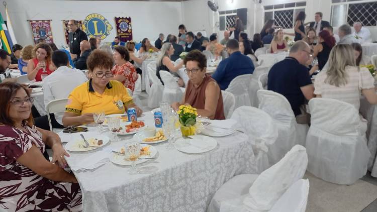 Lions Clube de Três Lagoas prestigia posse de 12  Companheiros  e nova diretoria no Lions Clube de Mirandópolis 